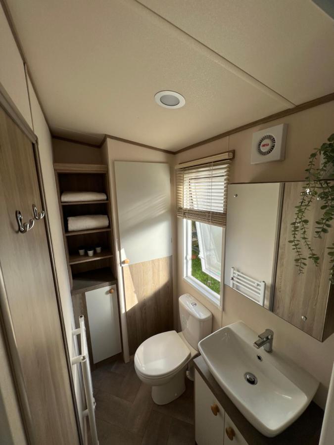 Anchors Rest - Family Caravan - Haven Lytchett Minster Екстер'єр фото