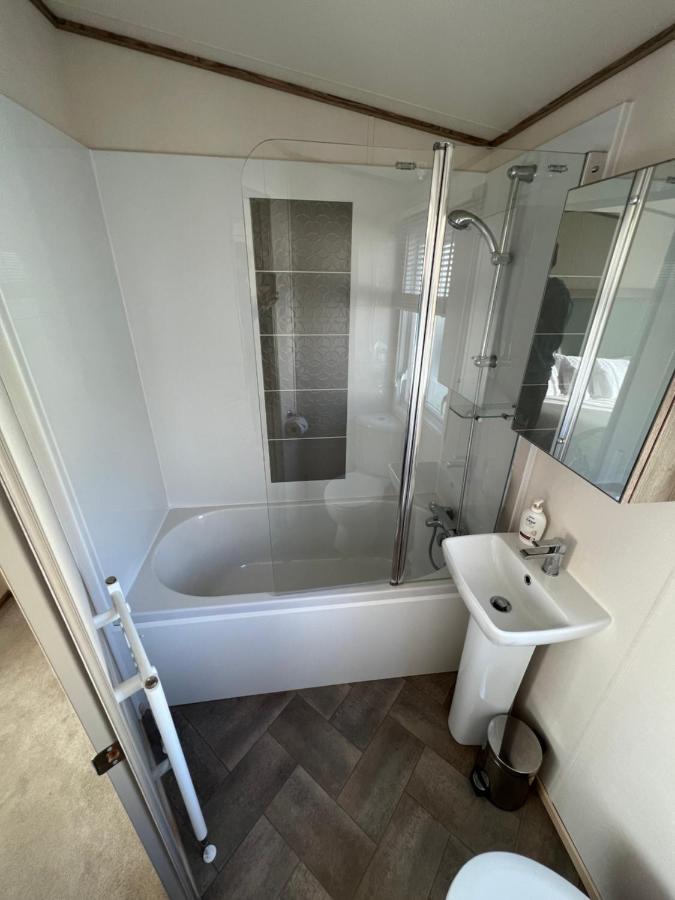 Anchors Rest - Family Caravan - Haven Lytchett Minster Екстер'єр фото